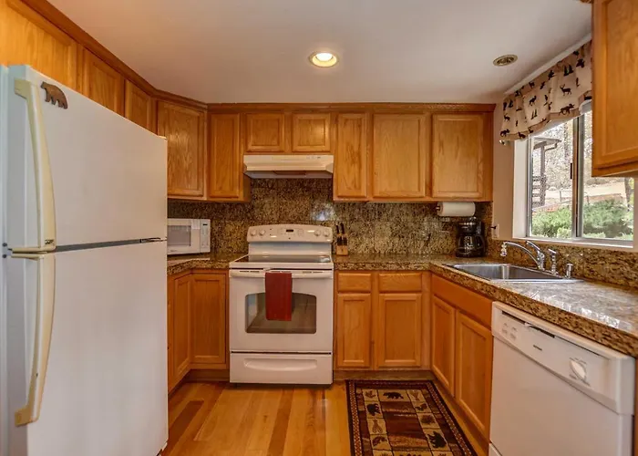 Holiday home 1 Mi To Dtwn Prescott: Quiet In The Pines! *