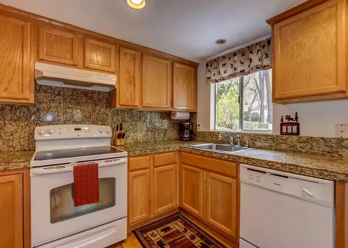 1 Mi To Dtwn Prescott: Quiet In The Pines! Holiday home