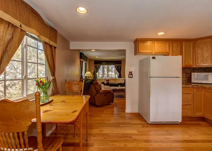 Holiday home 1 Mi To Dtwn Prescott: Quiet In The Pines! Prescott